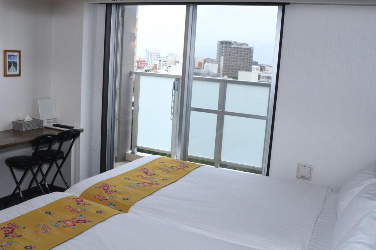 Hotel Urbansea 2 Matsuo Naha Buitenkant foto